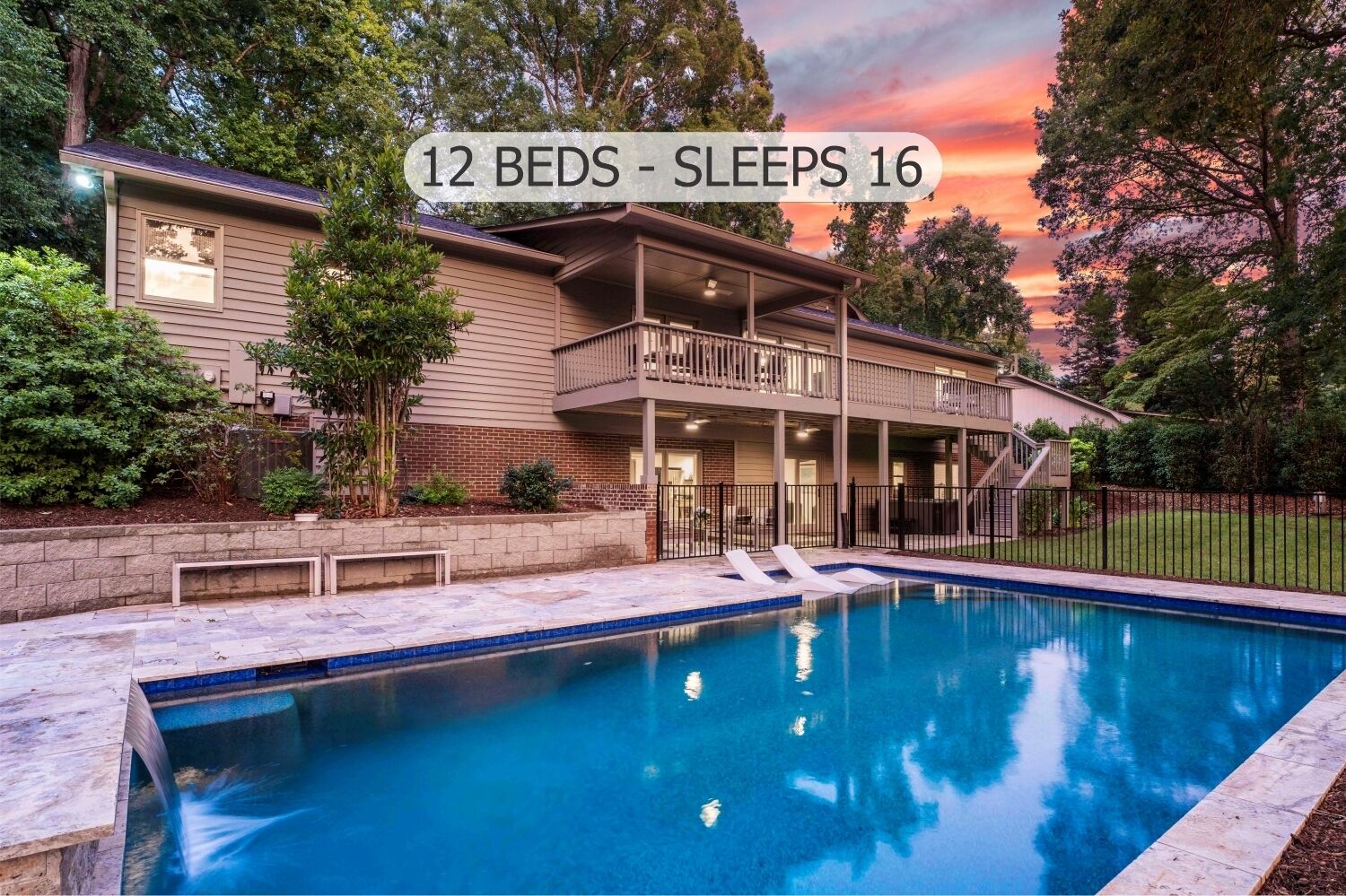 Een verwarmd zwembad