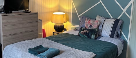 1 bedroom, travel crib, WiFi, bed sheets