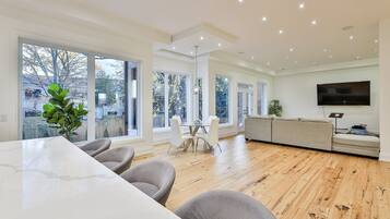 Vue depuis lâhĂ©bergement