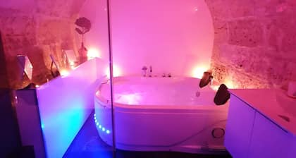 La Forteresse Jacuzzi-Sauna