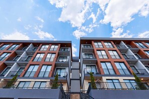 Building design - Bayview Hills Luxury Residences (Kotor)