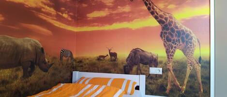 2 bedrooms, WiFi, bed sheets