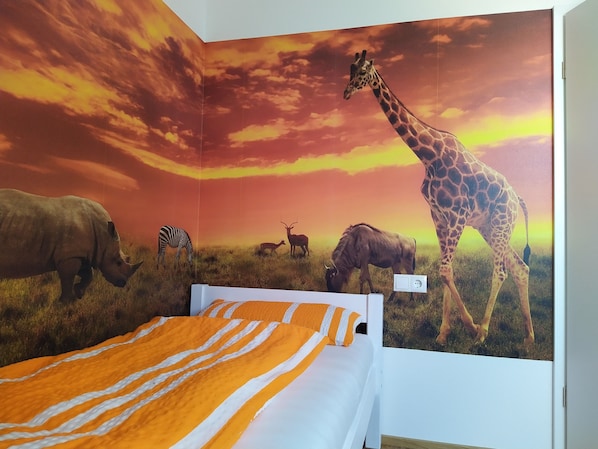 2 bedrooms, WiFi, bed sheets