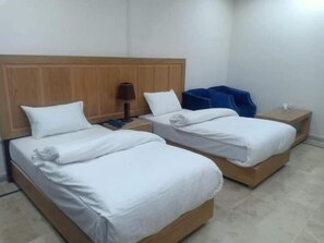 Tabla de planchar con plancha y wifi gratis 