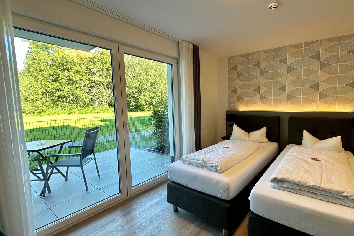 Comfort-Zweibettzimmer | Zimmersafe, individuell dekoriert, individuell eingerichtet