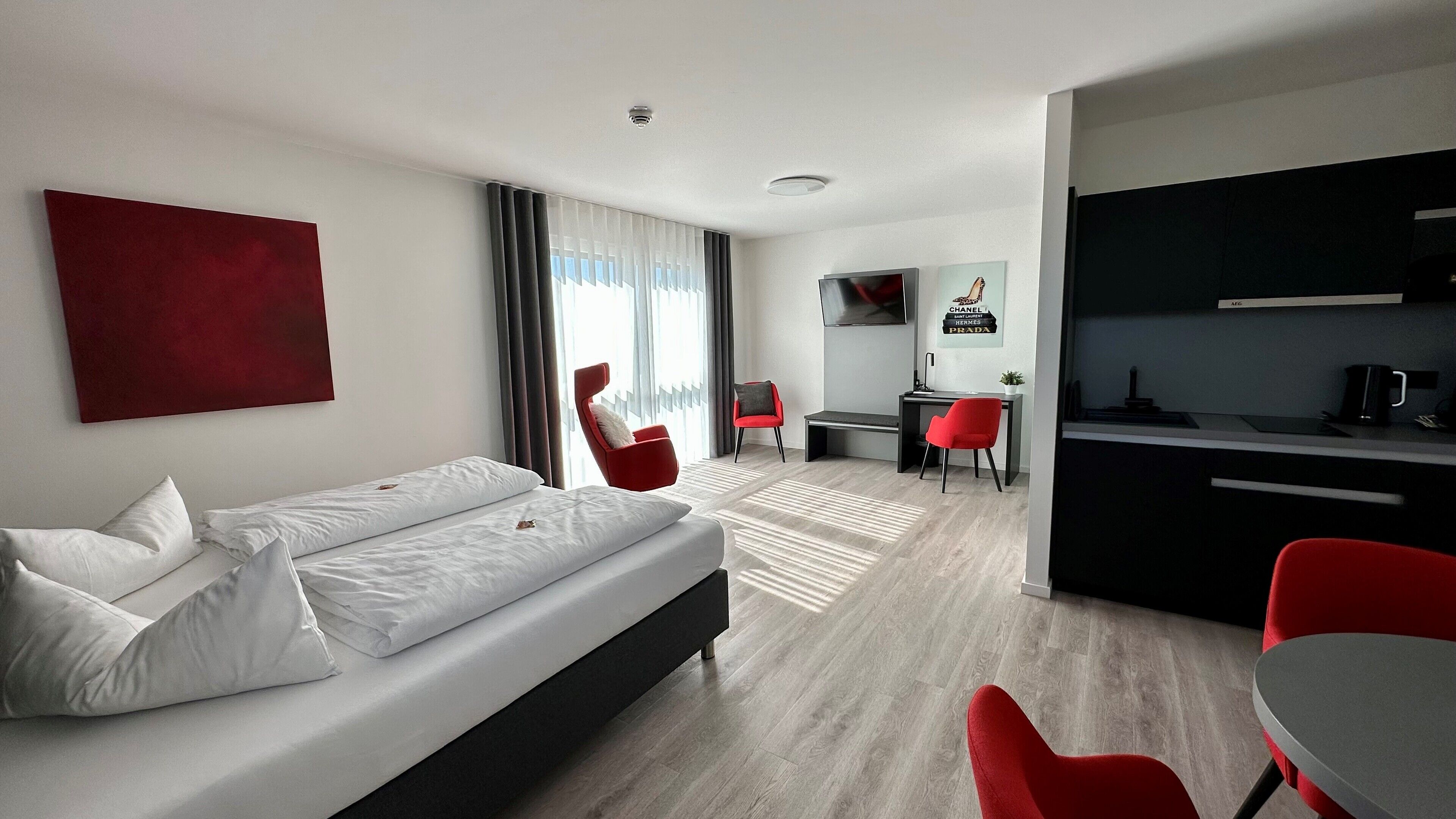 Studio | Zimmersafe, individuell dekoriert, individuell eingerichtet