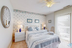 3 chambres, fer et planche à repasser, Wi-Fi, draps fournis