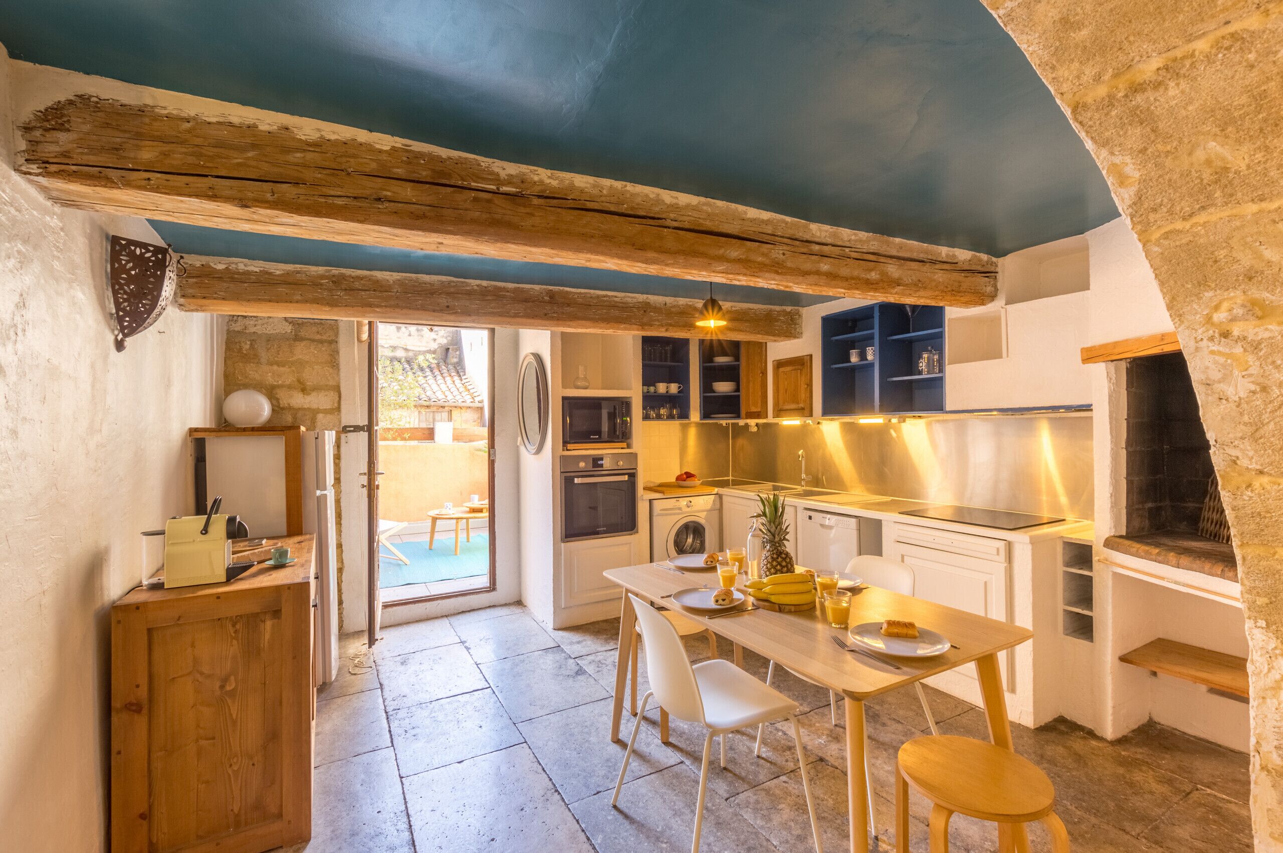 冰箱、微波炉、烤箱、洗碗机