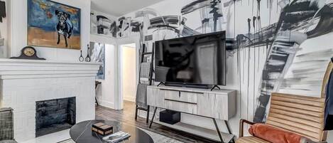 TV
