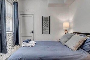 1 bedroom, iron/ironing board, WiFi, bed sheets