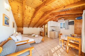 1 chambre, lit parapluie, Wi-Fi gratuit, draps fournis