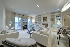 TV connectée, cheminée