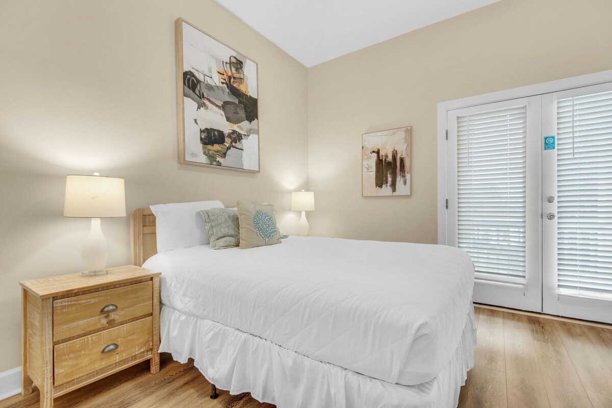 Photo 25 of 🐶️Pet Friendly- Close2Beach-Lovely-4BR Sweet Retreat🐶️