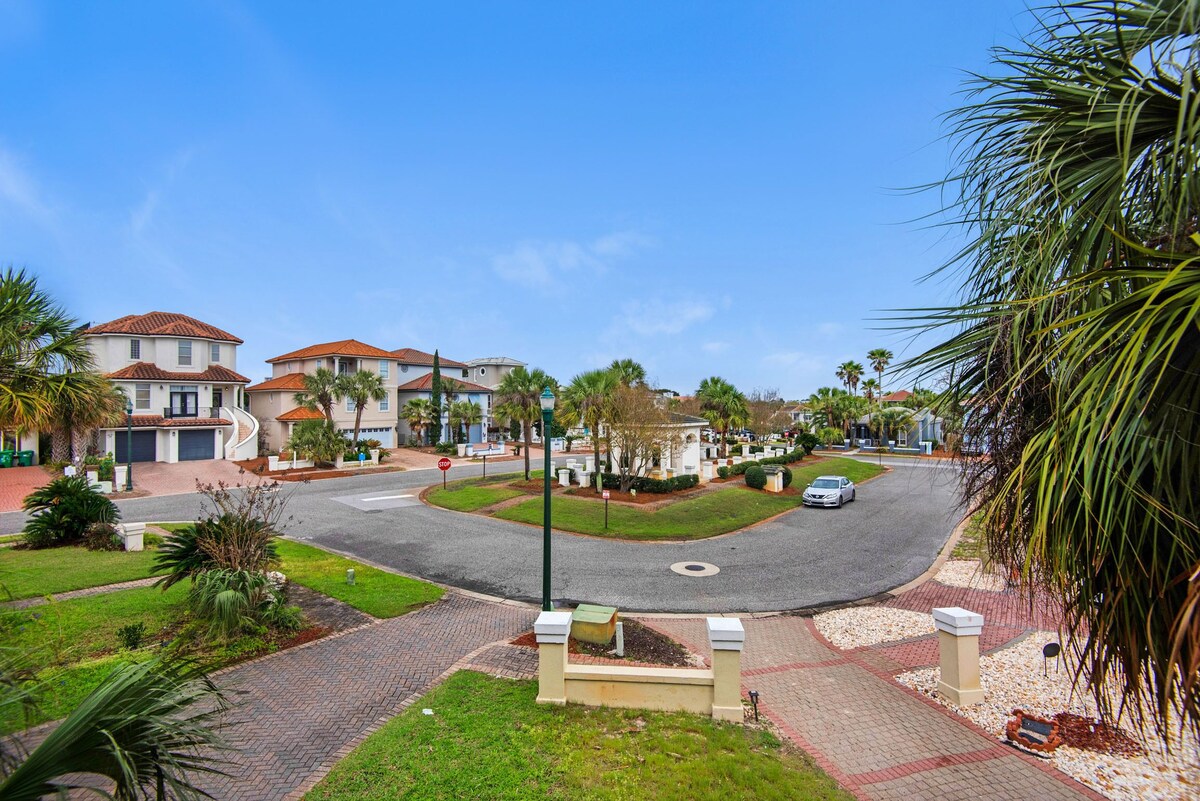 Photo 39 of 🐶️Pet Friendly- Close2Beach-Lovely-4BR Sweet Retreat🐶️