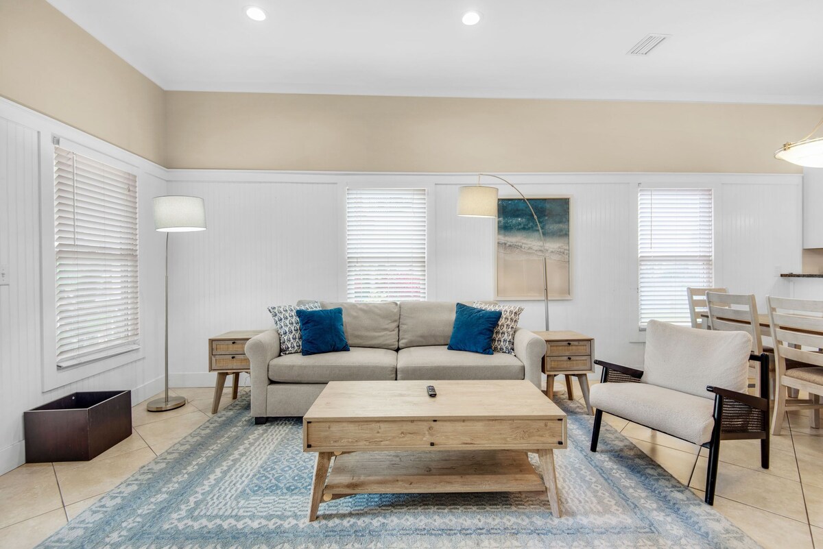 Photo 14 of 🐶️Pet Friendly- Close2Beach-Lovely-4BR Sweet Retreat🐶️