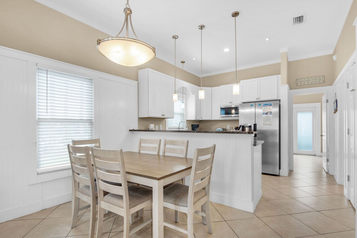 Photo 9 of 🐶️Pet Friendly- Close2Beach-Lovely-4BR Sweet Retreat🐶️