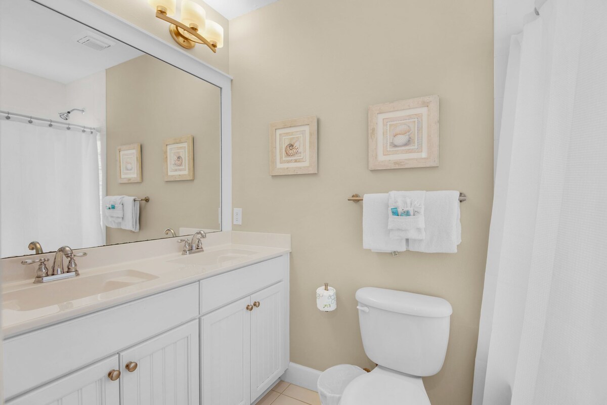 Photo 23 of 🐶️Pet Friendly- Close2Beach-Lovely-4BR Sweet Retreat🐶️