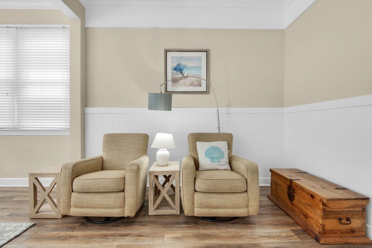 Photo 22 of 🐶️Pet Friendly- Close2Beach-Lovely-4BR Sweet Retreat🐶️