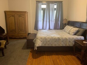 1 bedroom, desk, iron/ironing board, travel cot