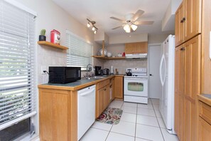 Fridge, microwave, dishwasher, coffee/tea maker