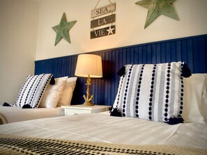 Maison, plusieurs lits | 2 chambres, fer et planche à repasser, Wi-Fi gratuit, draps fournis