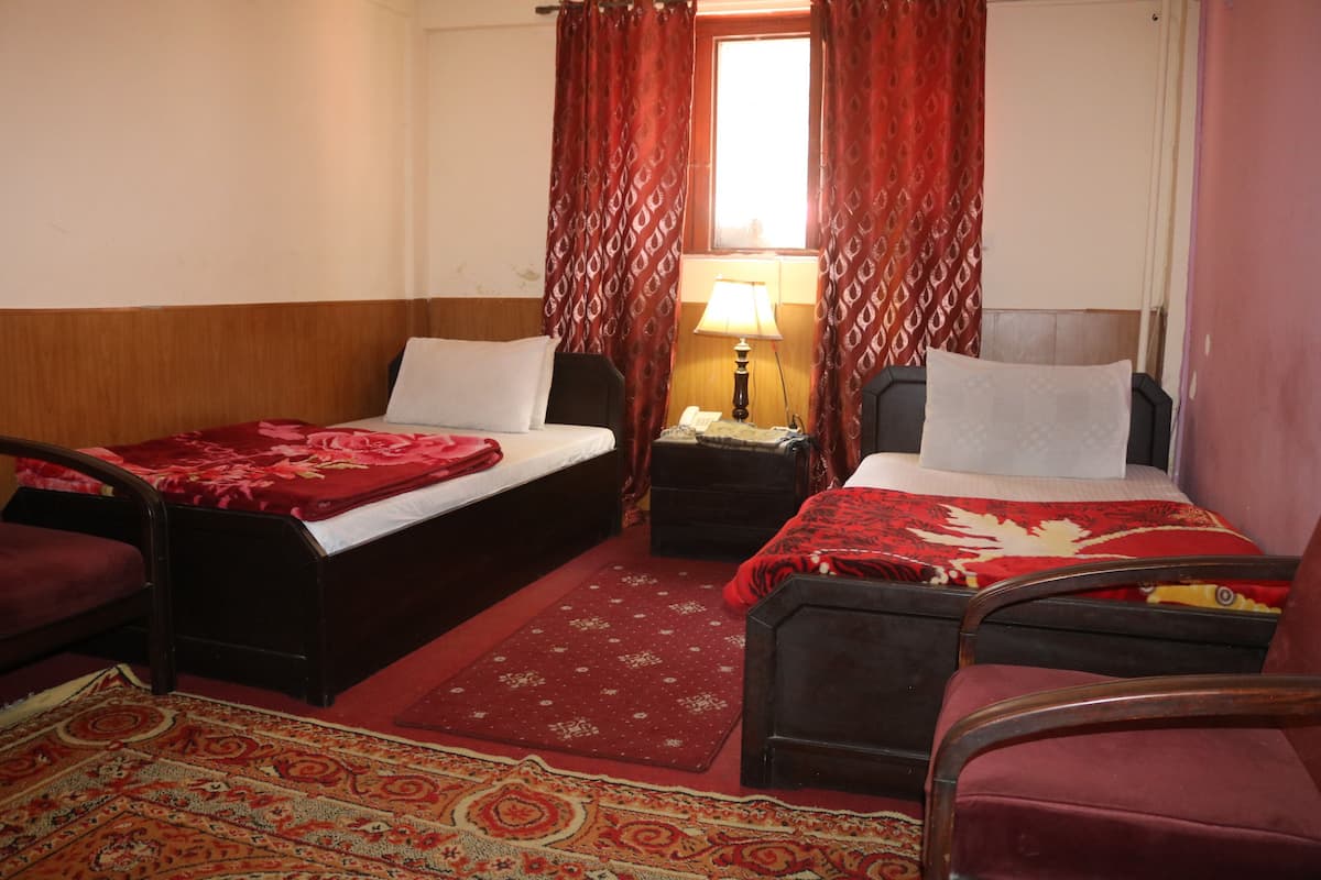 Chambre Standard Double ou avec lits jumeaux