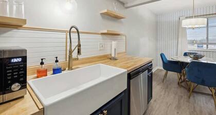 The Hangar #12 I 2 BR I 1 BA