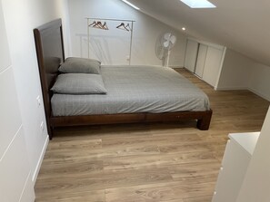 2 Schlafzimmer, Bügeleisen/Bügelbrett, WLAN