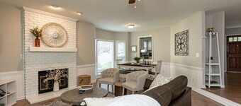 Escape to Blue Wilderness: A stylish townhouse