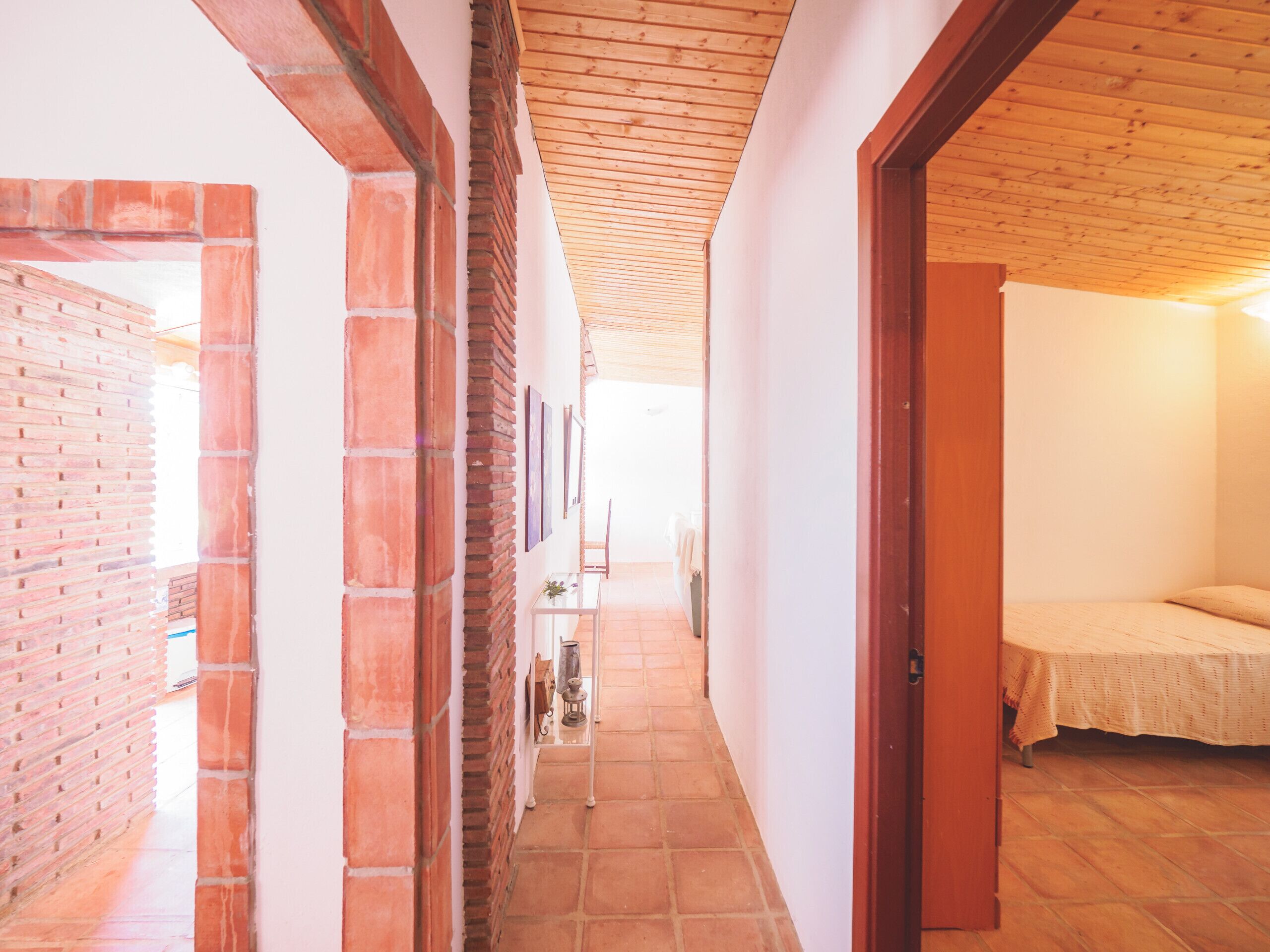 3 chambres, fer et planche à repasser, Wi-Fi gratuit, draps fournis