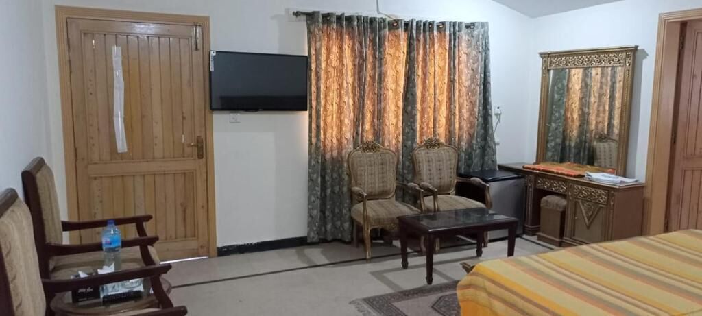 deluxe double room | iron/ironing board, free wifi