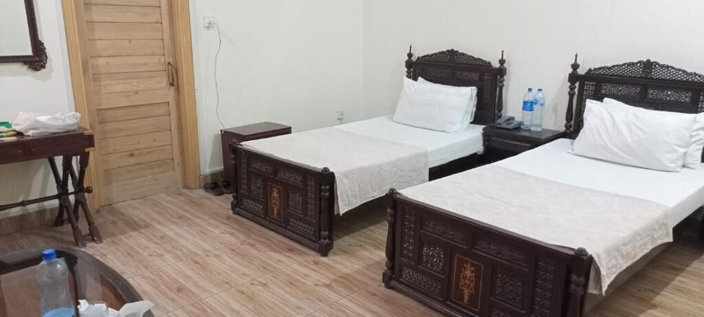 deluxe double room | iron/ironing board, free wifi