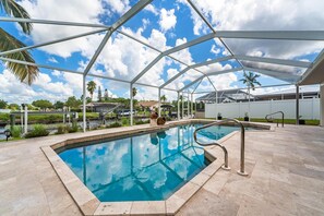 Beheizter Pool