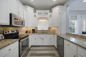 Private kitchen - Flirty Flamingo by Five Star Properties (Destin)