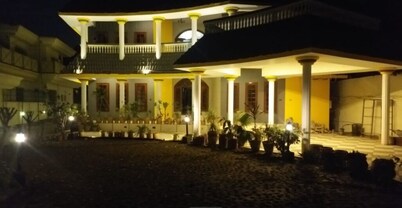 The Exclusive House