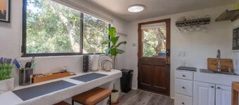 Romantic Treehouse Wellness Retreat