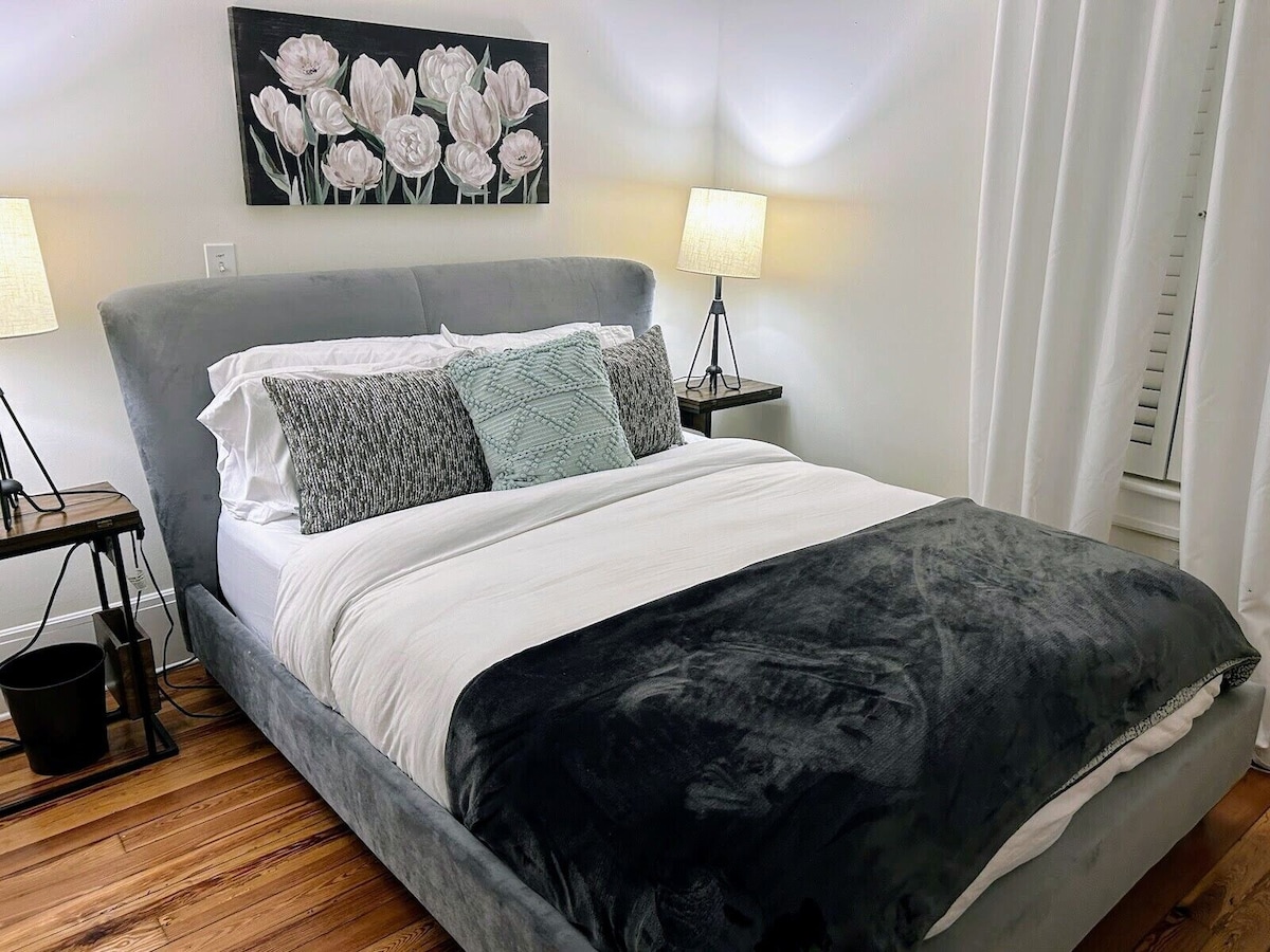 Photo 7 of Pet Friendly Oceanfront Retreats Unbeatable Discounts on Your Seaside Sanctuary!