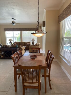 Dining -  3 Bedrooms, 3 Full Bathrooms. Sleeps 6 (Cape Coral)