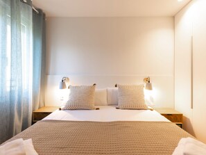 2 sovrum, strykjärn/strykbräda, internet och sängkläder