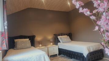 2 bedrooms, free WiFi, bed sheets