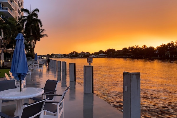 It's ALL about the sunsets on the Intercoastal.