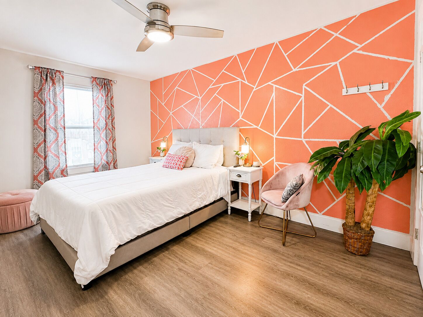 1 chambre, bureau, fer et planche à repasser, accès au Wi-Fi (inclus)