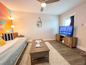 1 bedroom, desk, iron/ironing board, free WiFi
