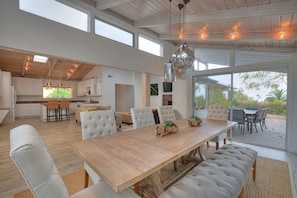 Dining - Ocean View Montecito Home -5 min from upper and lower villages (Santa Barbara)