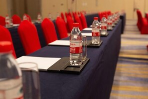 Unclassified image, 5 of 59, button - Canal Hotel (Jiaxing)