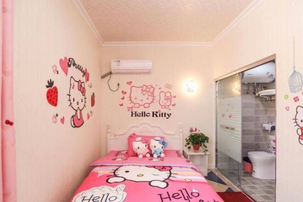 Bàn ủi/dụng cụ ủi quần áo