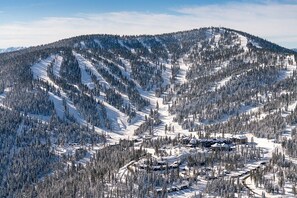 Aerial view - The Perfect Mountain Getaway in Lake Tahoe! (Truckee)