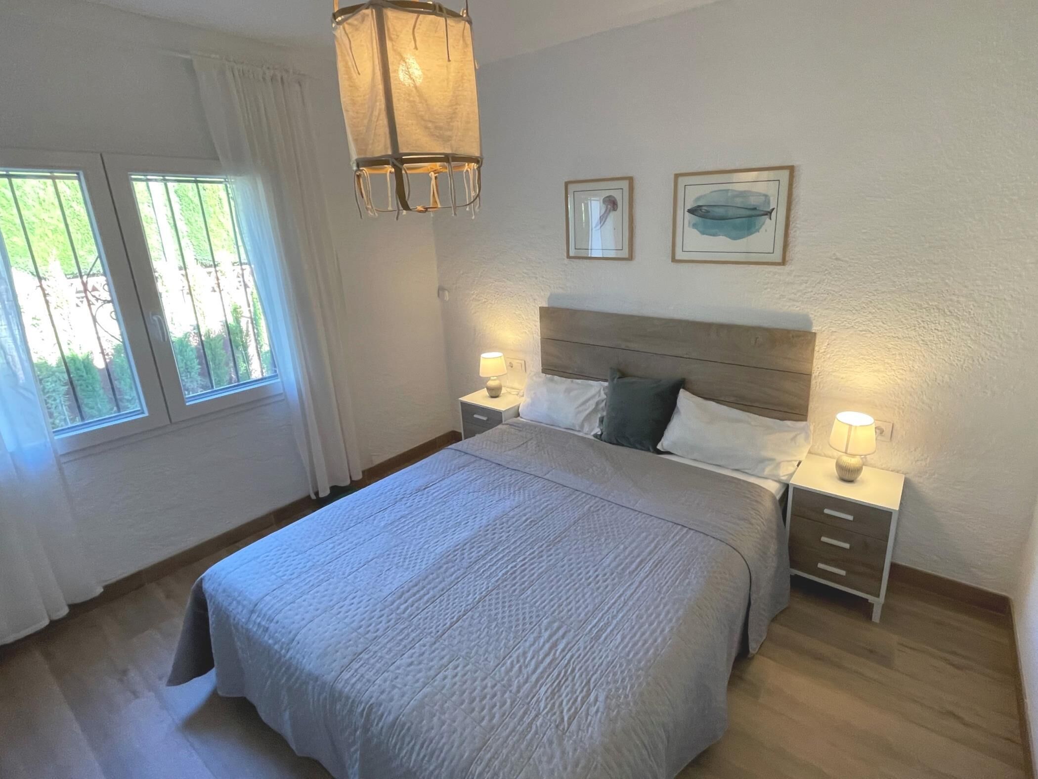 2 chambres, fer et planche à repasser, accès Internet, draps fournis