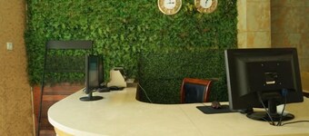 OYO Quzhou Zhenxing Hotel