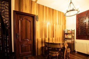 Dining - Shanghai Shikumen Culture Homestay (Shanghai)